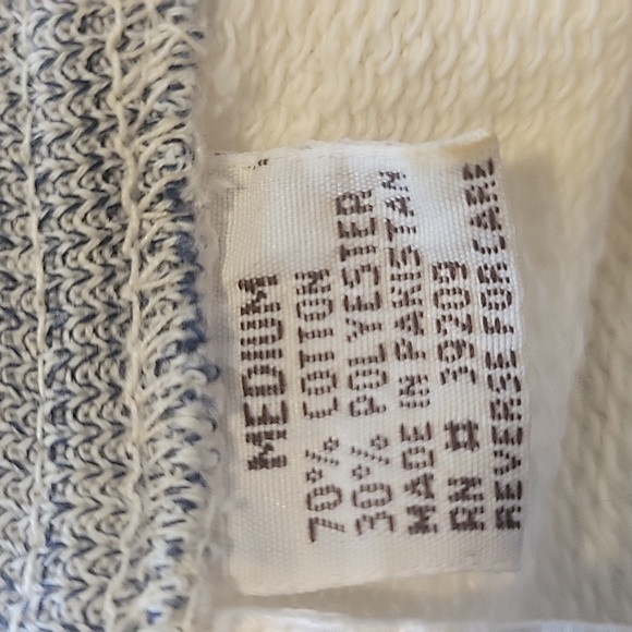 Authentic Vintage Givenchy Mock Neck Short Sleeve Sweatshirt Size M Cream Gray - Picture 6 of 6